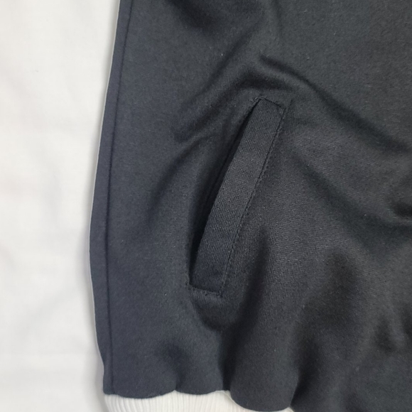 Better B black button down shirt with hoodie sz M - Picture 8 of 8